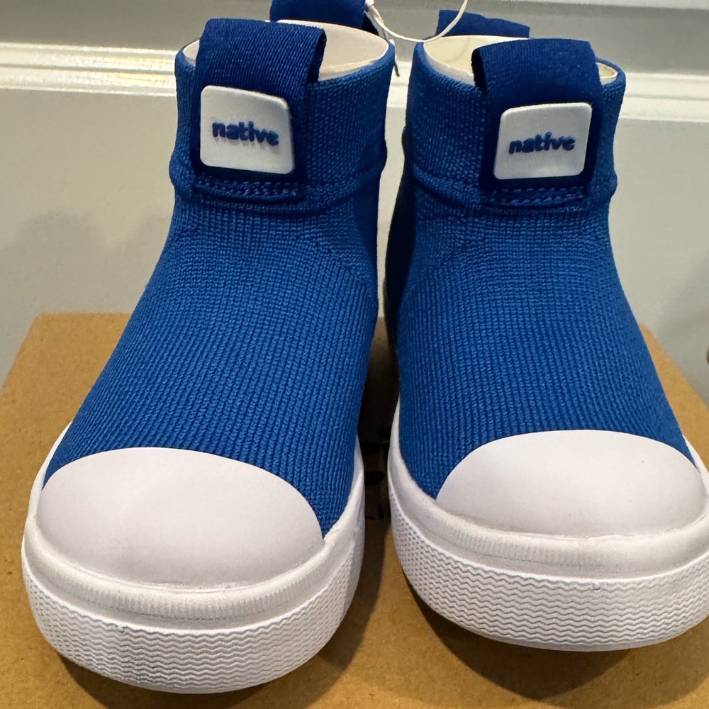 Native Kids Blue High-Top Shoes c8